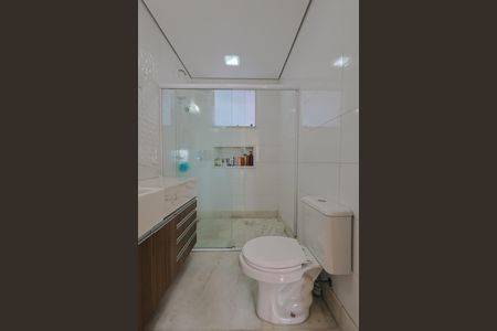 Apartamento à venda com 160m², 4 quartos e 2 vagas Apartamento à venda com 160m², 4 quartos e 2 vagasBanheiro