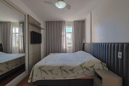 Apartamento à venda com 160m², 4 quartos e 2 vagas Apartamento à venda com 160m², 4 quartos e 2 vagasSuíte