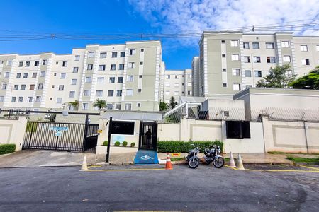 Apartamento para alugar com 48m², 2 quartos e 1 vaga Apartamento para alugar com 48m², 2 quartos e 1 vagaFachada