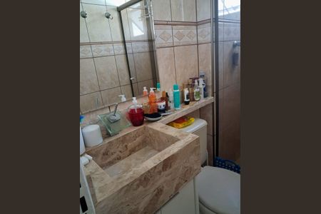 Banheiro de apartamento à venda com 2 quartos, 52m² em Vila Prudente, São Paulo