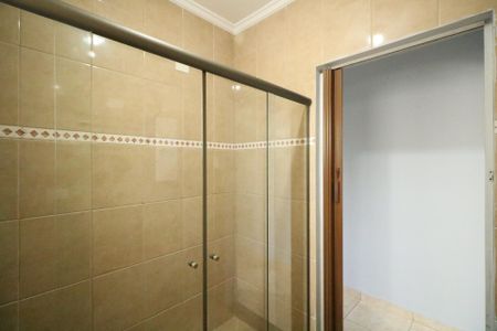 Casa para alugar com 120m², 3 quartos e 2 vagasBanheiro 1