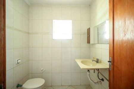 Casa para alugar com 120m², 3 quartos e 2 vagasBanheiro 2