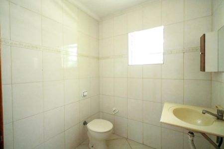 Casa para alugar com 120m², 3 quartos e 2 vagasBanheiro 2