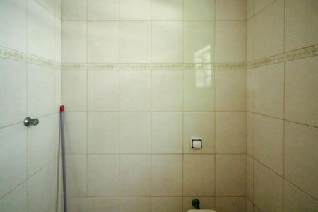 Casa para alugar com 120m², 3 quartos e 2 vagasBanheiro 2