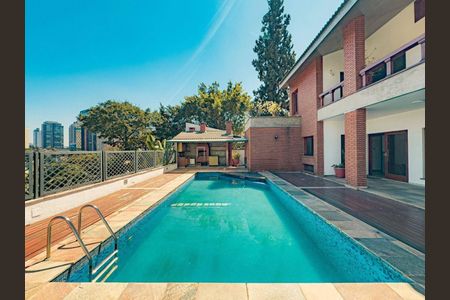 Casa à venda com 740m², 4 quartos e 4 vagas