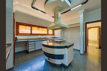 Casa à venda com 740m², 4 quartos e 4 vagas