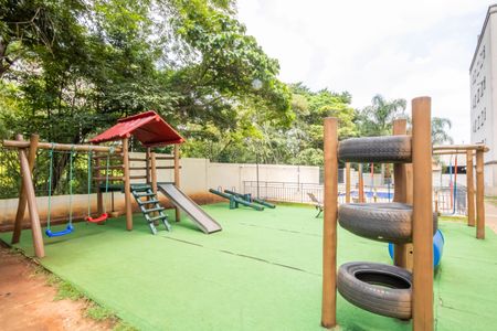 Apartamento à venda com 42m², 2 quartos e 1 vaga Apartamento à venda com 42m², 2 quartos e 1 vagaÁrea comum - Playground