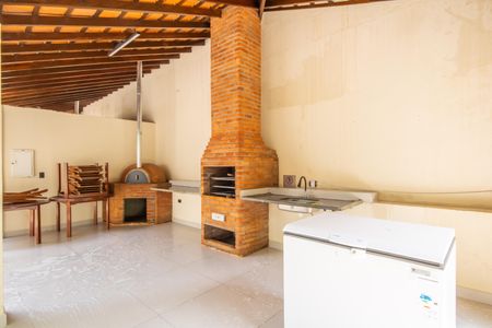 Apartamento à venda com 42m², 2 quartos e 1 vaga Apartamento à venda com 42m², 2 quartos e 1 vagaÁrea comum - Churrasqueira