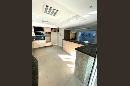 Casa para alugar com 5 quartos, 268m² em Marechal Rondon, Canoas