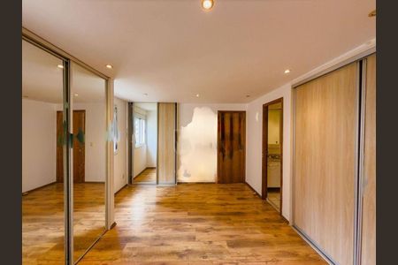 Apartamento à venda com 2 quartos, 76m² em Alphaville Industrial, Barueri