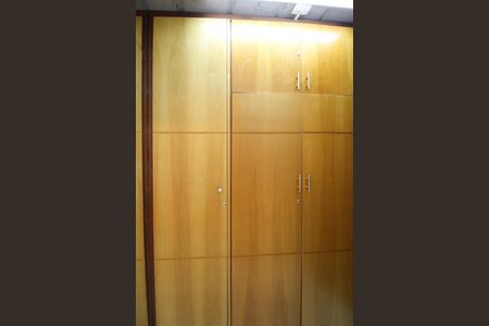 Apartamento para alugar com 70m², 1 quarto e 1 vaga Apartamento para alugar com 70m², 1 quarto e 1 vagaCloset da Suíte