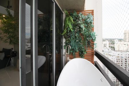 Apartamento para alugar com 70m², 1 quarto e 1 vaga Apartamento para alugar com 70m², 1 quarto e 1 vagaVaranda