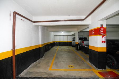 Apartamento para alugar com 101m², 2 quartos e 3 vagas Apartamento para alugar com 101m², 2 quartos e 3 vagasGaragem (Vaga 2 de 3)