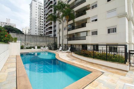 Apartamento para alugar com 101m², 2 quartos e 3 vagas Apartamento para alugar com 101m², 2 quartos e 3 vagasÁrea Comum - Piscina