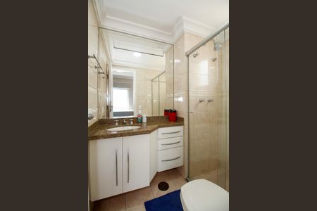 Apartamento para alugar com 101m², 2 quartos e 3 vagas Apartamento para alugar com 101m², 2 quartos e 3 vagasBanheiro da Suíte 1