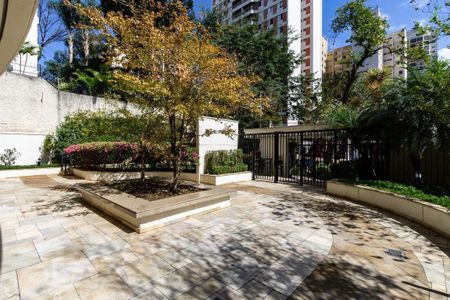 Apartamento para alugar com 101m², 2 quartos e 3 vagas Apartamento para alugar com 101m², 2 quartos e 3 vagasEntrada do Prédio