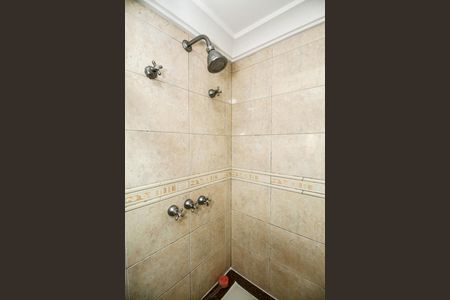 Apartamento para alugar com 101m², 2 quartos e 3 vagas Apartamento para alugar com 101m², 2 quartos e 3 vagasBanheiro da Suíte 2