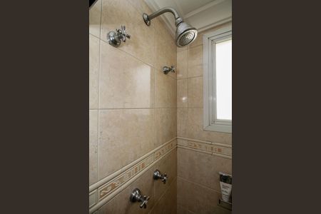 Apartamento para alugar com 101m², 2 quartos e 3 vagas Apartamento para alugar com 101m², 2 quartos e 3 vagasBanheiro da Suíte 1