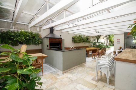 Apartamento para alugar com 101m², 2 quartos e 3 vagas Apartamento para alugar com 101m², 2 quartos e 3 vagasÁrea Comum - Churrasqueira