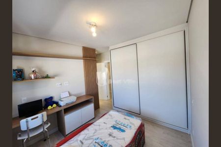 Casa à venda com 325m², 4 quartos e 4 vagas