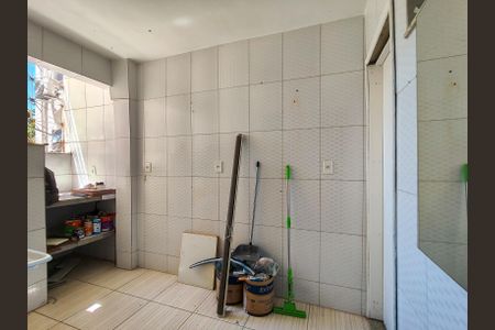 Apartamento à venda com 75m², 3 quartos e 1 vagaÁrea de Serviço