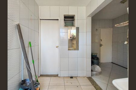 Apartamento à venda com 75m², 3 quartos e 1 vagaÁrea de Serviço