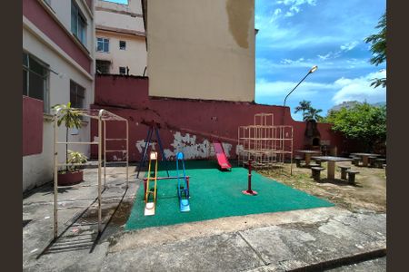 Apartamento à venda com 75m², 3 quartos e 1 vagaÁrea comum - Playground