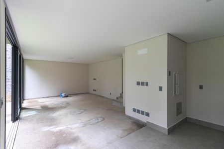 Casa de condomínio à venda com 233m², 3 quartos e 4 vagasEspaço gourmet