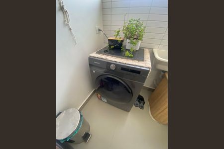 Apartamento à venda com 55m², 2 quartos e 1 vaga Apartamento à venda com 55m², 2 quartos e 1 vagaLavanderia