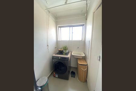 Apartamento à venda com 55m², 2 quartos e 1 vaga Apartamento à venda com 55m², 2 quartos e 1 vagaLavanderia