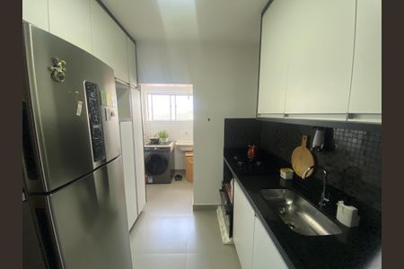 Apartamento à venda com 55m², 2 quartos e 1 vaga Apartamento à venda com 55m², 2 quartos e 1 vagaCozinha