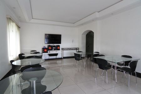 Apartamento à venda com 70m², 2 quartos e 1 vagaÁrea comum - Salão de festas