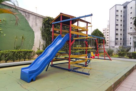 Apartamento à venda com 70m², 2 quartos e 1 vagaÁrea comum - Playground