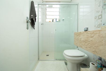 Apartamento à venda com 90m², 3 quartos e 1 vaga Apartamento à venda com 90m², 3 quartos e 1 vagaBANHEIRO