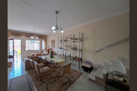 Sala de casa para alugar com 3 quartos, 168m² em Vila Santa Maria, São Paulo