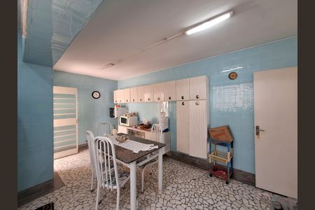 Casa para alugar com 168m², 3 quartos e 2 vagasCozinha