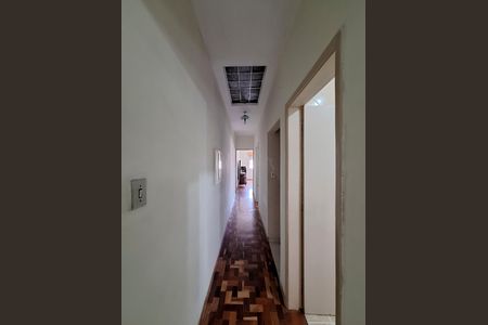 Casa para alugar com 168m², 3 quartos e 2 vagasCorredor