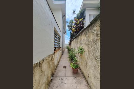 Casa para alugar com 168m², 3 quartos e 2 vagasLateral