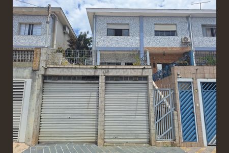 Casa para alugar com 168m², 3 quartos e 2 vagasFachada