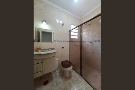 Casa para alugar com 168m², 3 quartos e 2 vagasBanheiro