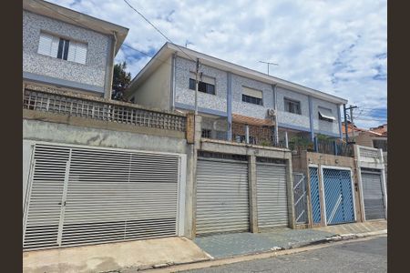 Casa para alugar com 168m², 3 quartos e 2 vagasFachada