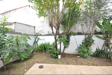 Casa à venda com 353m², 3 quartos e 3 vagasVista da Suíte 2