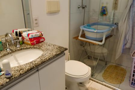 Apartamento à venda com 80m², 2 quartos e 2 vagasBanheiro