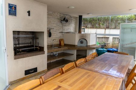 Apartamento à venda com 80m², 2 quartos e 2 vagasÁrea comum - Churrasqueira