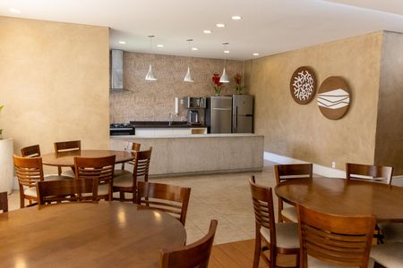 Apartamento à venda com 80m², 2 quartos e 2 vagasÁrea comum - Salão de festas