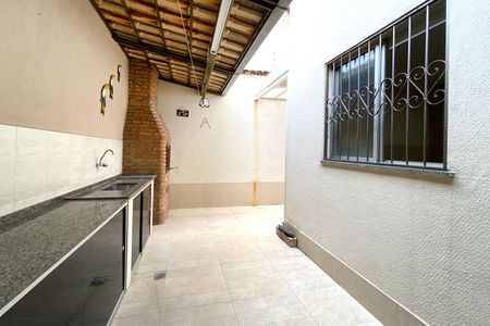 Apartamento à venda com 125m², 3 quartos e 2 vagas Apartamento à venda com 125m², 3 quartos e 2 vagasChurrasqueira