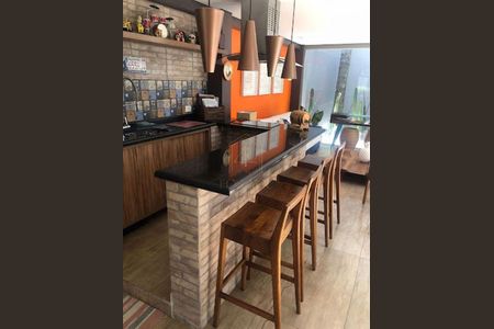 Casa de condomínio à venda com 1000m², 5 quartos e 6 vagas