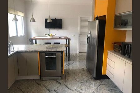 Casa de condomínio à venda com 1000m², 5 quartos e 6 vagas