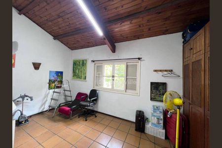 Casa à venda com 3 quartos, 250m² em Residencial Tres (Alphaville), Santana de Parnaíba