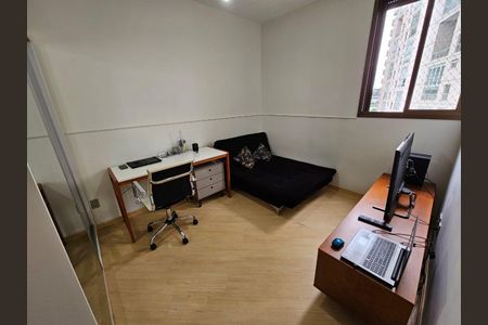 Apartamento à venda com 2 quartos, 56m² em Jardim Santa Teresa, Jundiaí